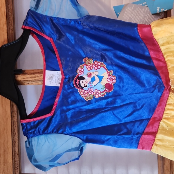 NWT nightgown - Picture 5 of 8